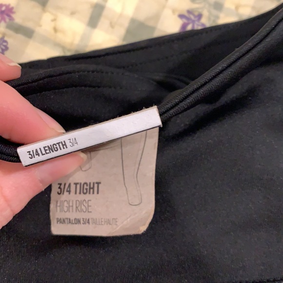 Adidas brand new 3/4 leggings - Picture 3 of 4